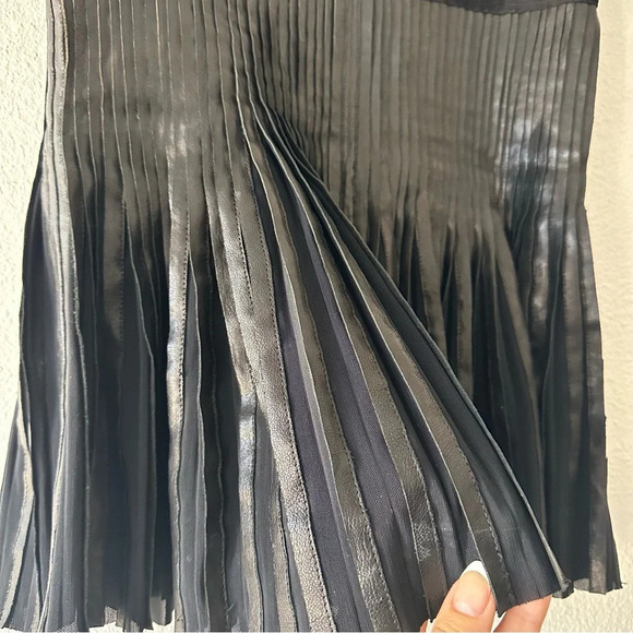 HERVE LEGER Leather Accordion MINI Skirt - Picture 2 of 7